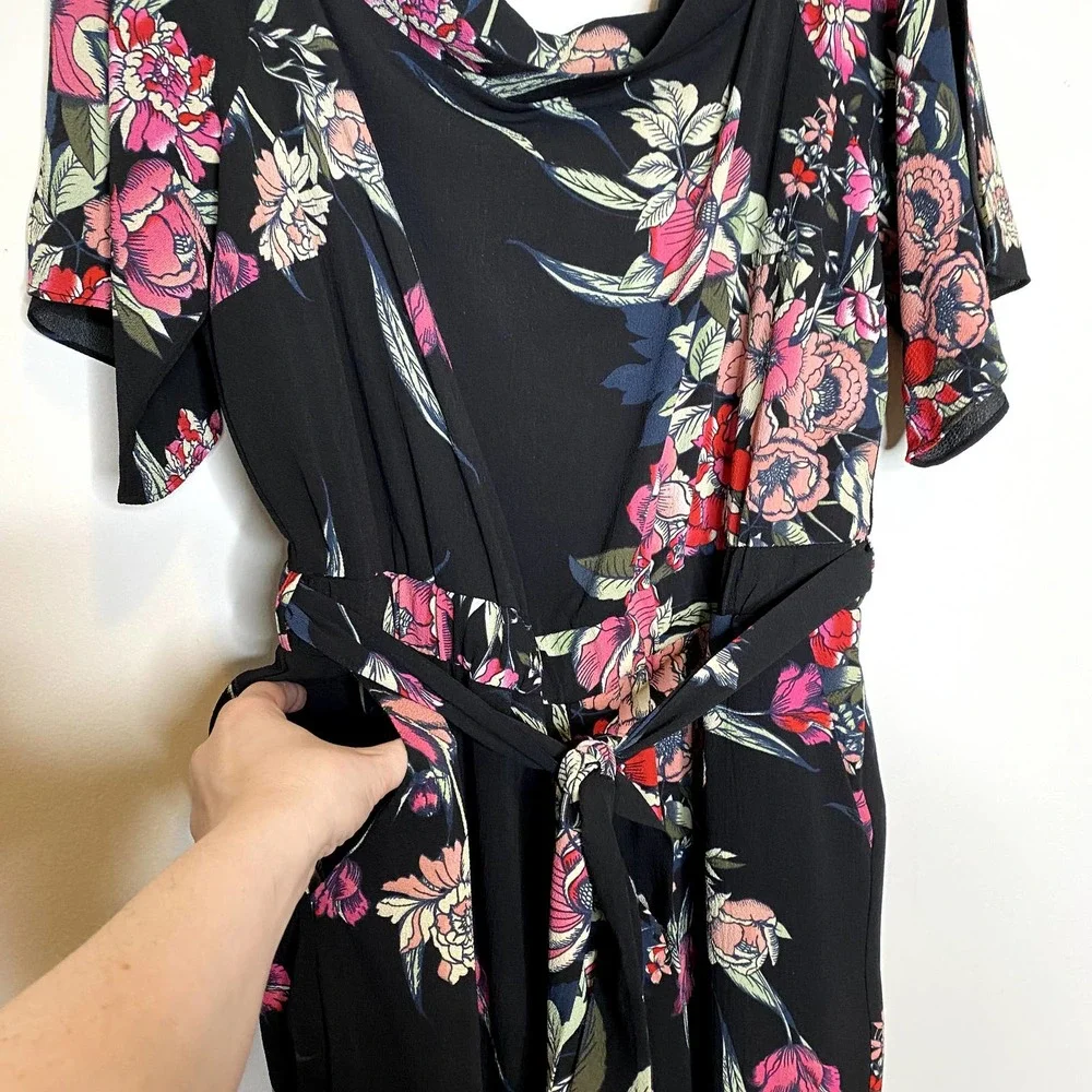 City Chic Black Misty Floral Off The Shoulder Belted Cropped Leg Jumpsuit - Picture 5 of 11